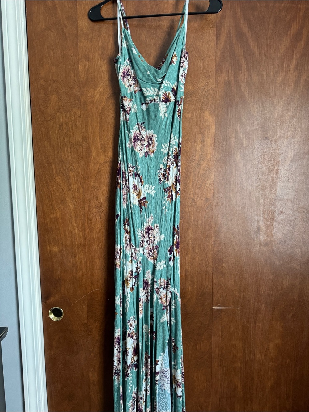 Lulu’s Floral Mint Green Maxi Dress with Spaghetti Straps
